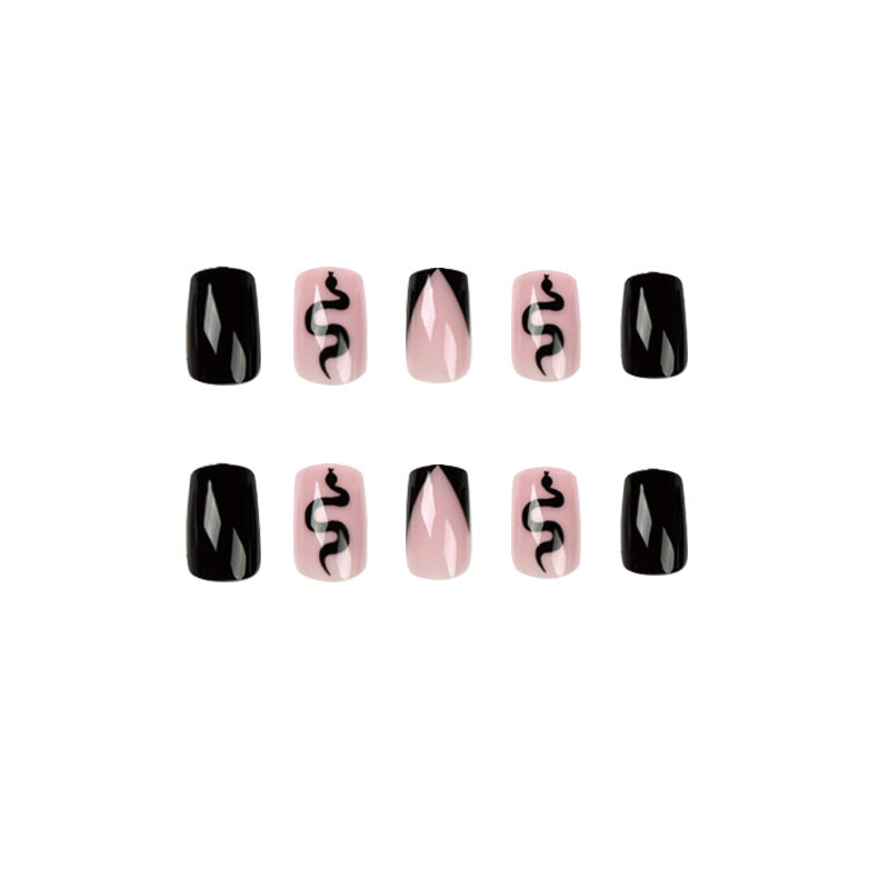 M38 BLACK DIAGONAL SNAKE PATTERN MEDIUM NAIL