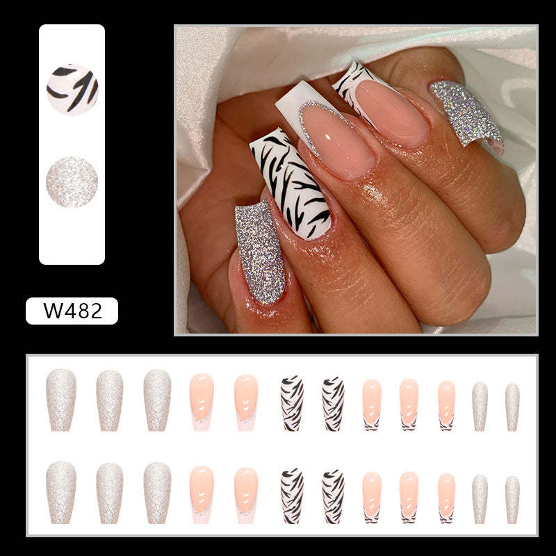 M8 FASHION ZEBRA LINES MEDIUM NAIL