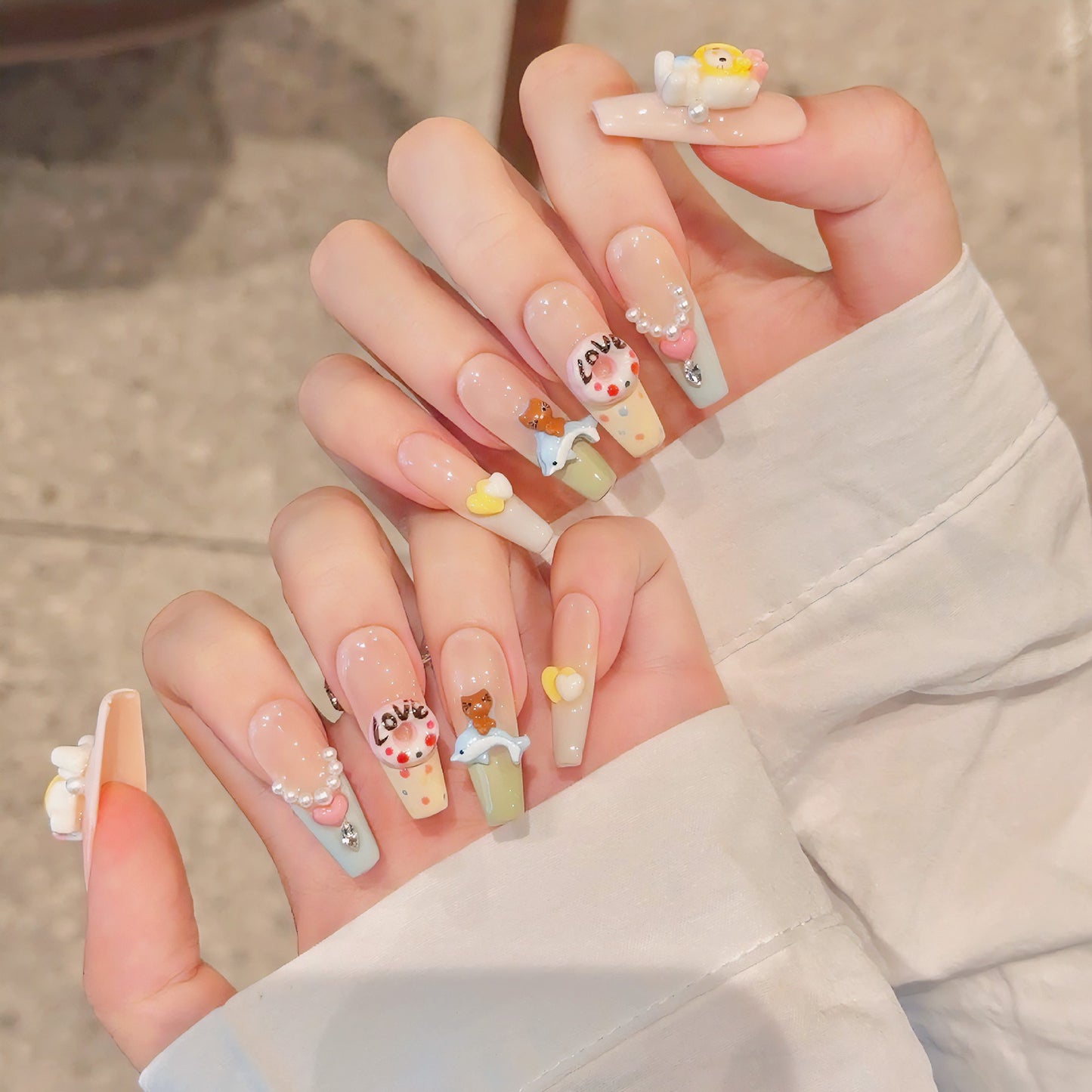 H313 Hawaiian Style Dolphin Donut KITTY HANDMADE NAIL